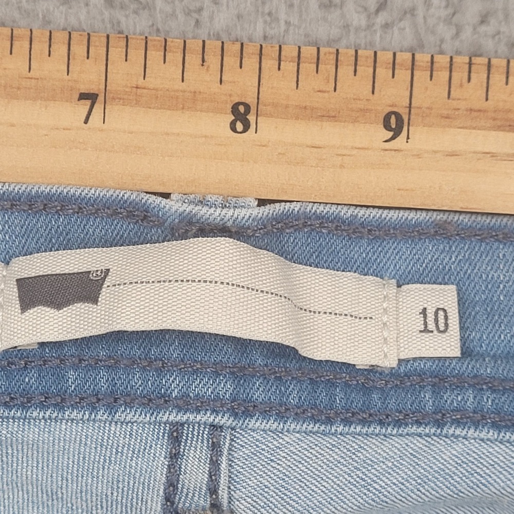 Levis Womens 10 W30 Light Wash Denim‎ Cropped Jeans - Picture 9 of 11